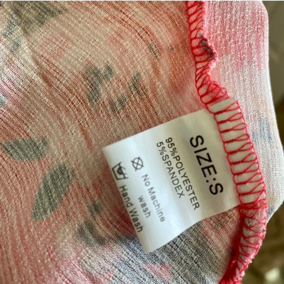 Floral Halter Button Closure Blouse - Picture 9 of 9